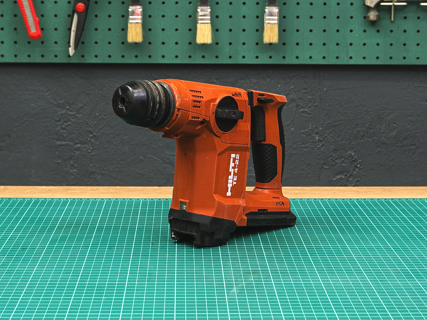 Аккумуляторный перфоратор Hilti TE 4-22  (01-29074)