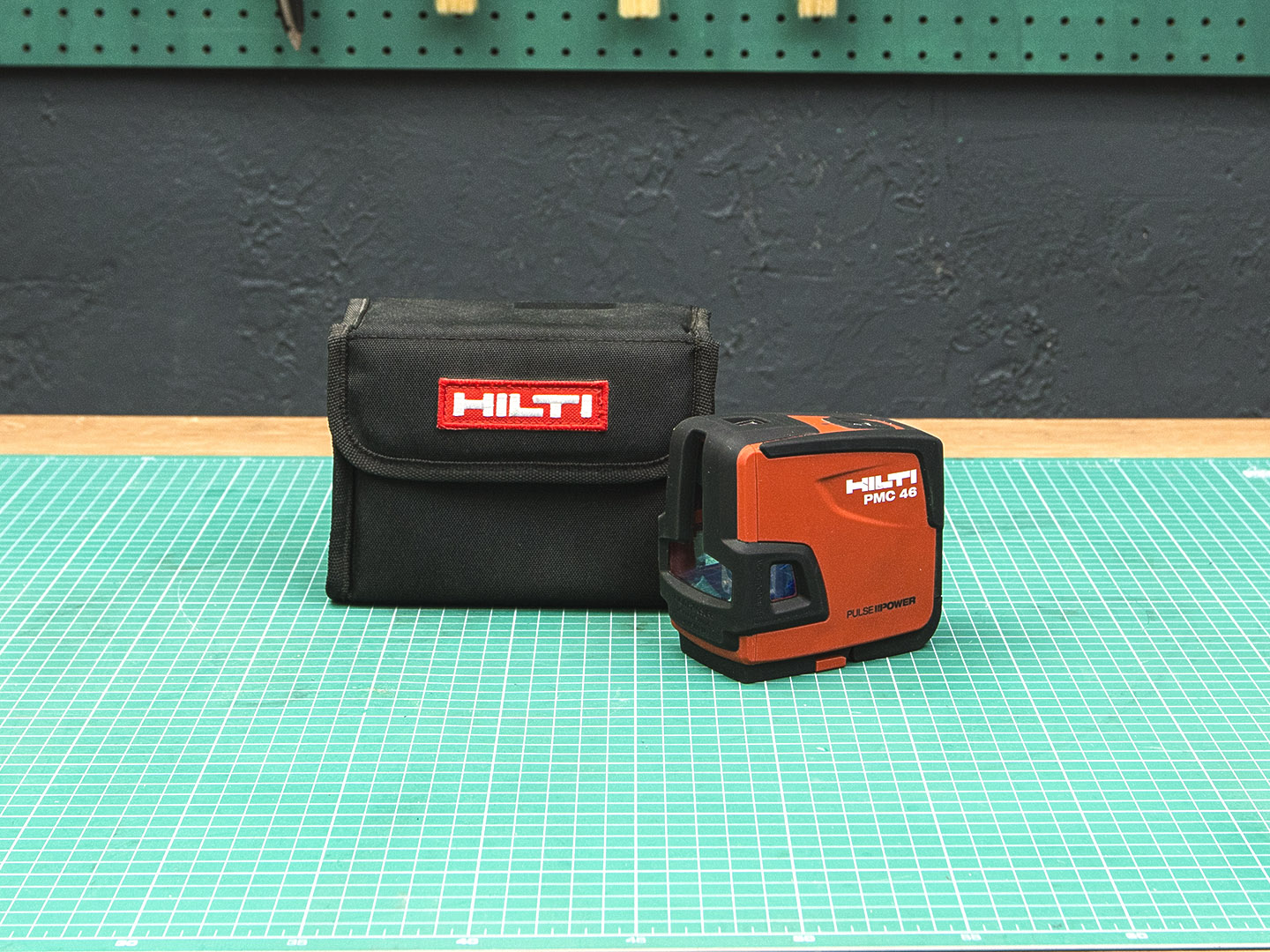 Лазерный нивелир Hilti PMC 46  (02-03044)