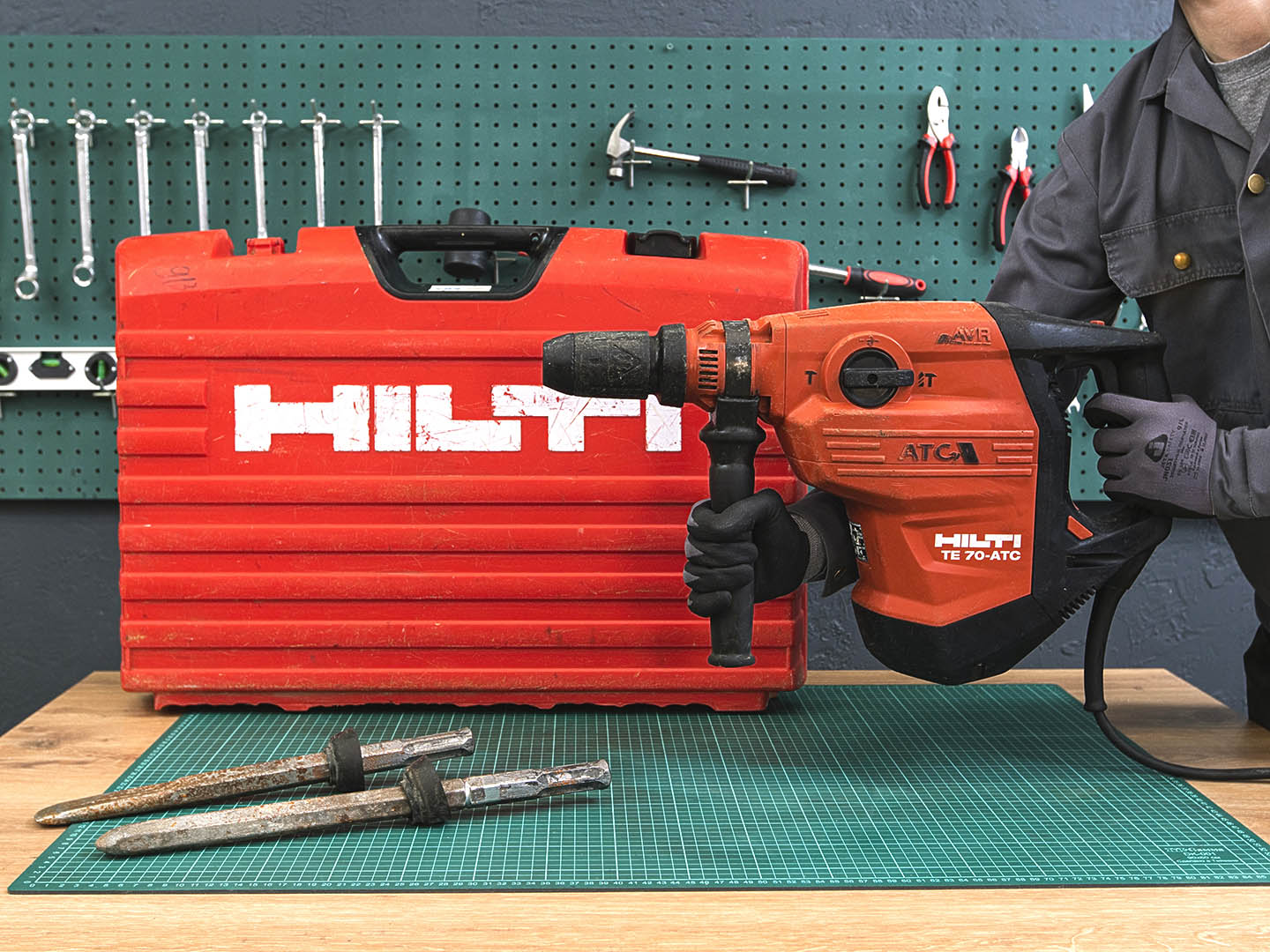 Комбинированный перфоратор Hilti  TE 70-ATC-AVR  (03-29082)