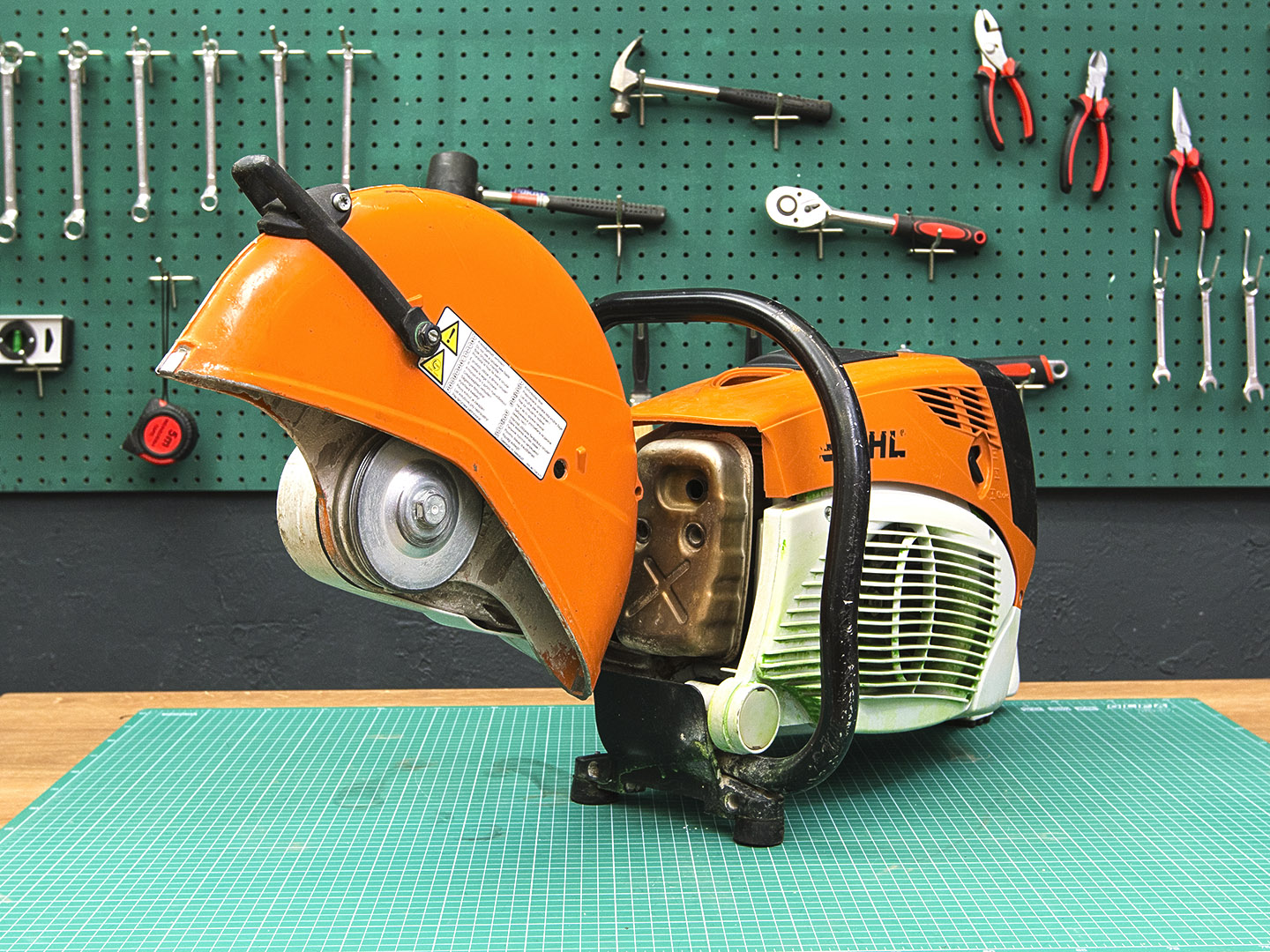Бензорез STIHL TS 700  (05-15123)