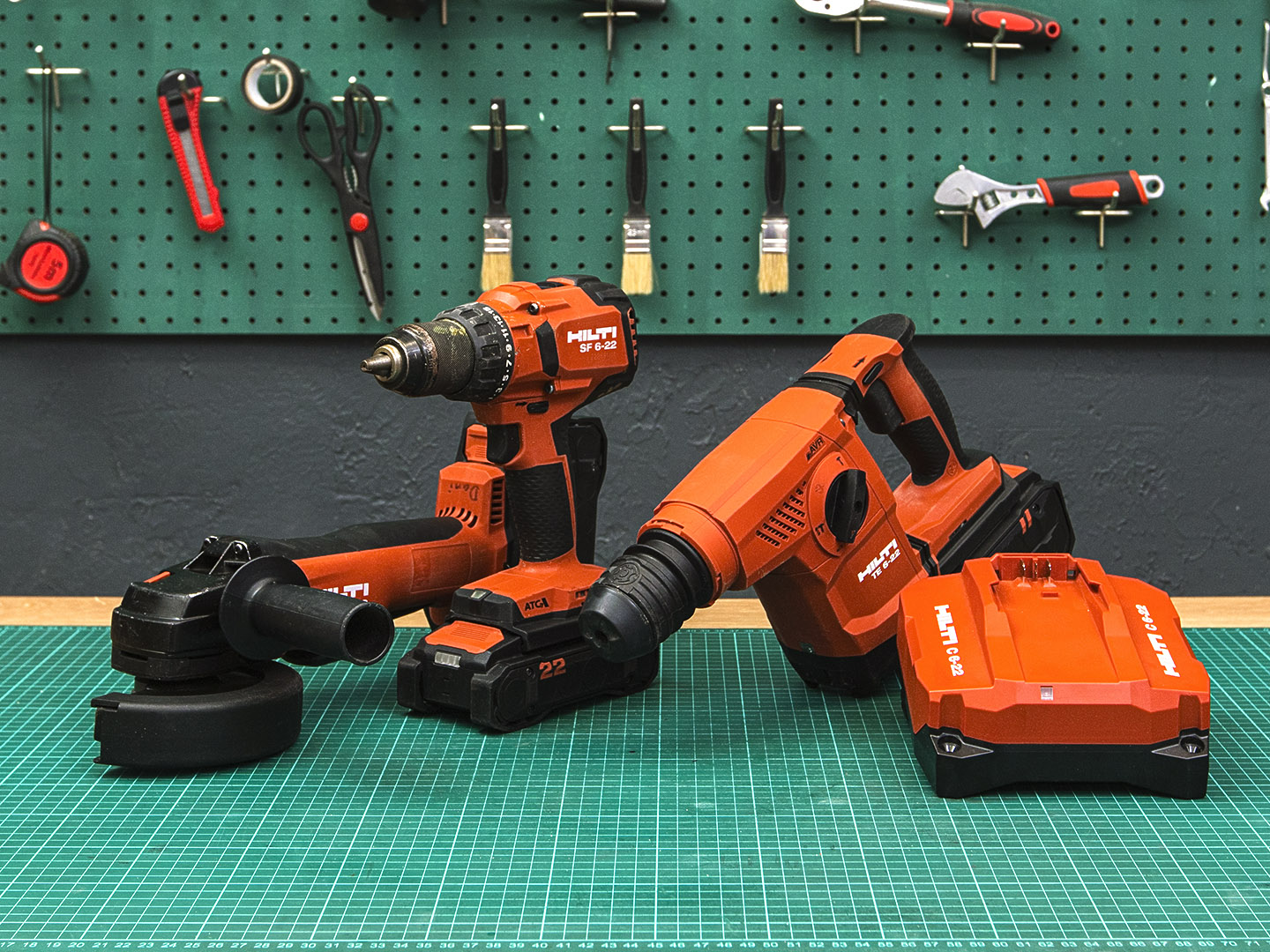 Комплект инструментов Hilti SF 6-22+Te 6-22+AG 5D-22  (01-06103)