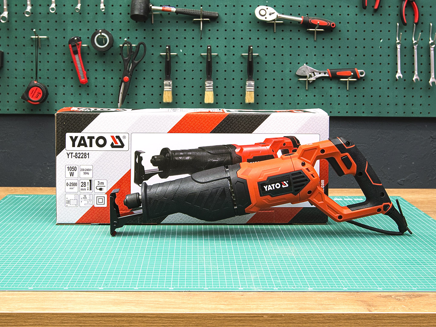 Сабельная пила YATO YT-82281  (04-08123)