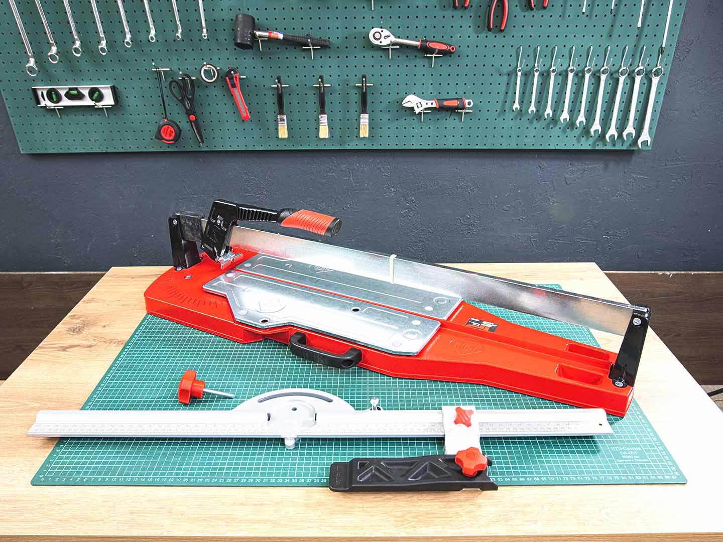 Профессиональный ручной плиткорез RUBI TP-75-S  (10-02082)