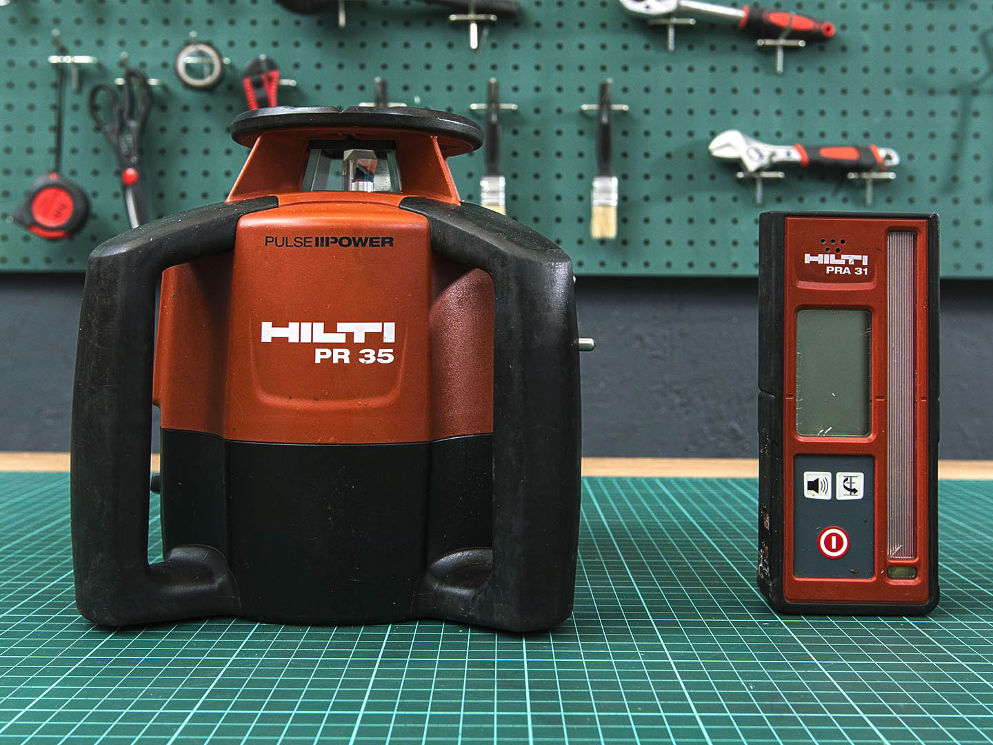 Ротационный лазер  Hilti  PR 35  (07-06122)