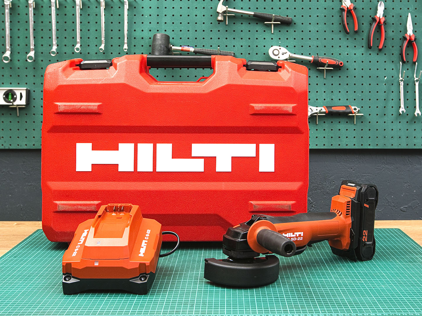 Углошлифовальная машина Hilti AG 5D-22  (09-23083)