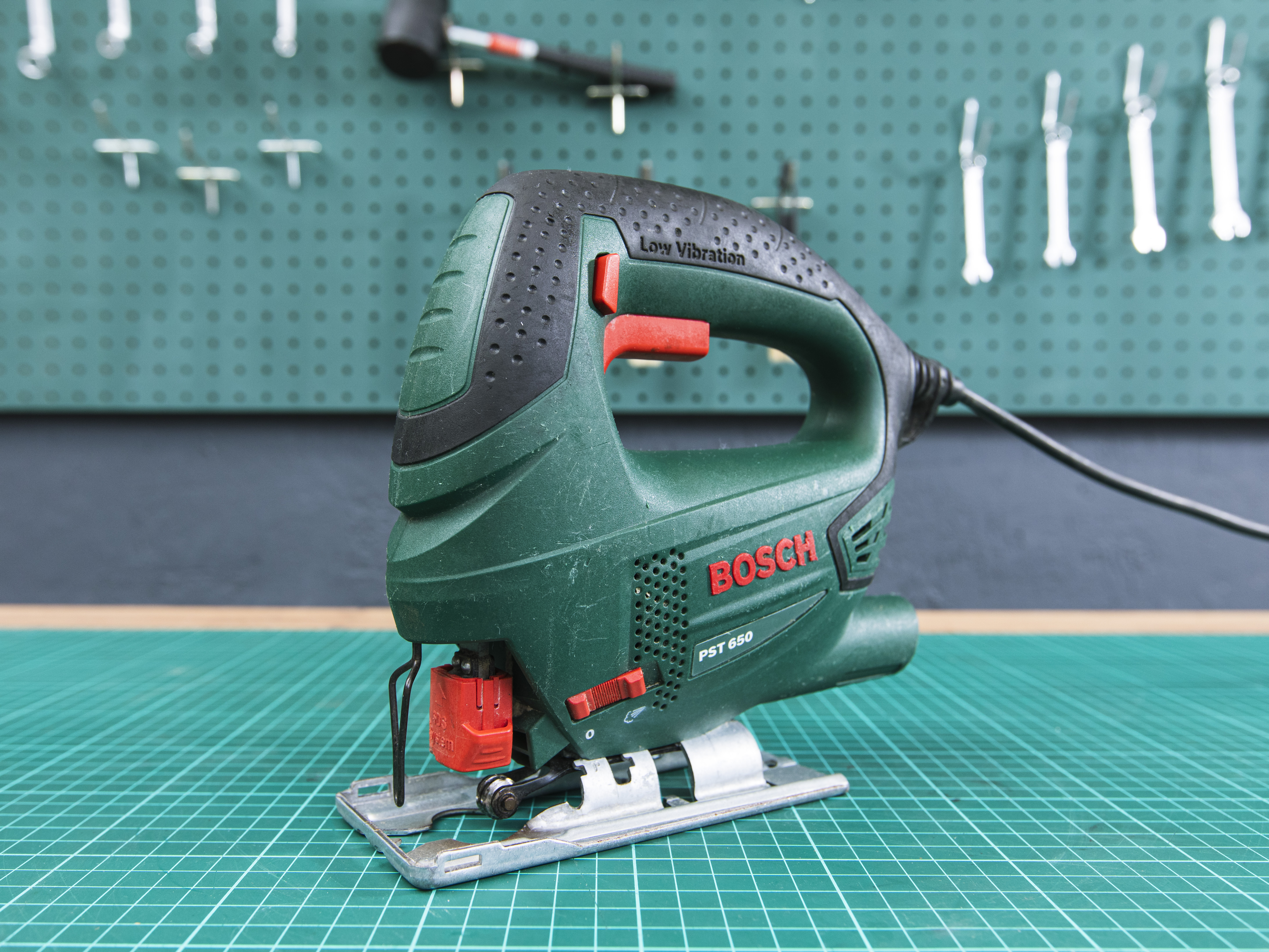 Электролобзик Bosch PST 650  (05-30062)