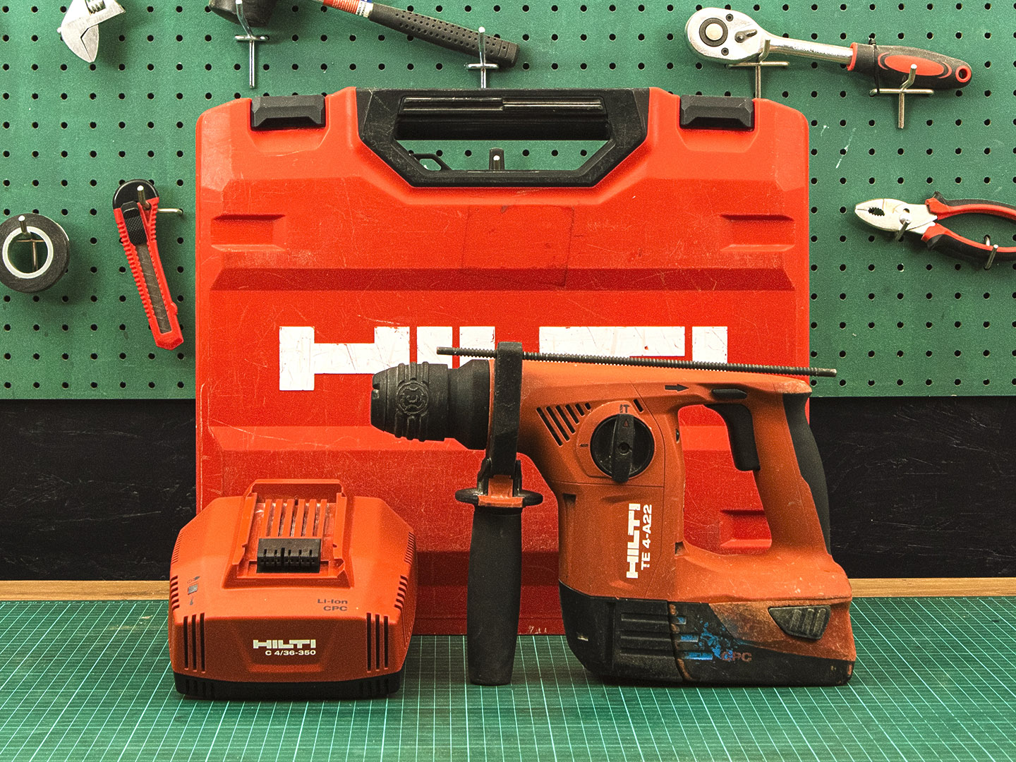 Перфоратор  Hilti TE 4-A22  (05-16075)