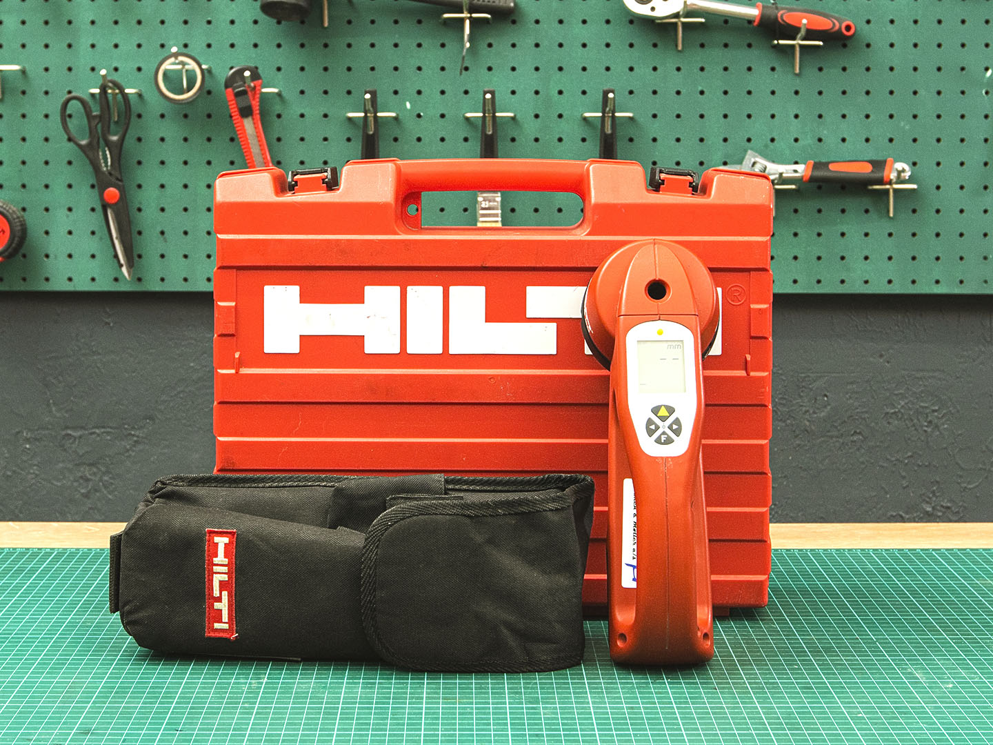 Ручной детектор Hilti PS 20 Hilti  PS 20  (04-20063)