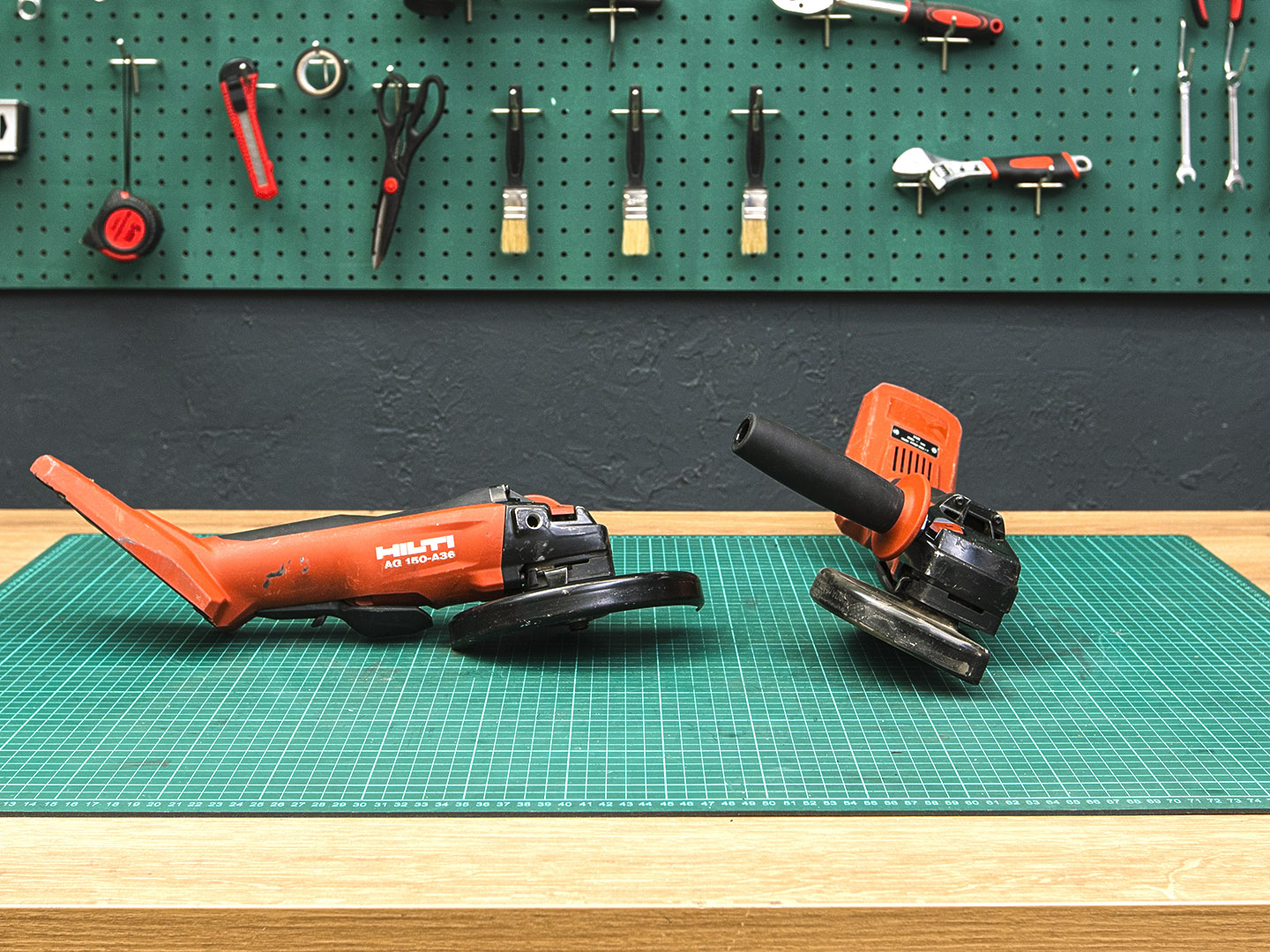 УШМ (болгарка)  Hilti AG 150-A36  (02-17113)