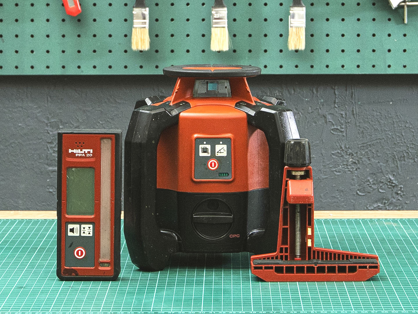 Лазерный ротационный нивелир  Hilti  PR 2-HS  (02-09122)