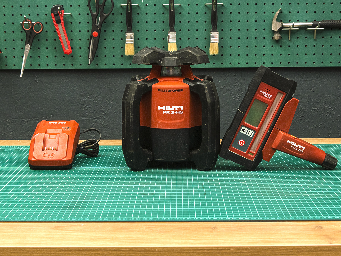 Ротационный лазерный нивелир Hilti PR 2-HS A12  (05-24124)
