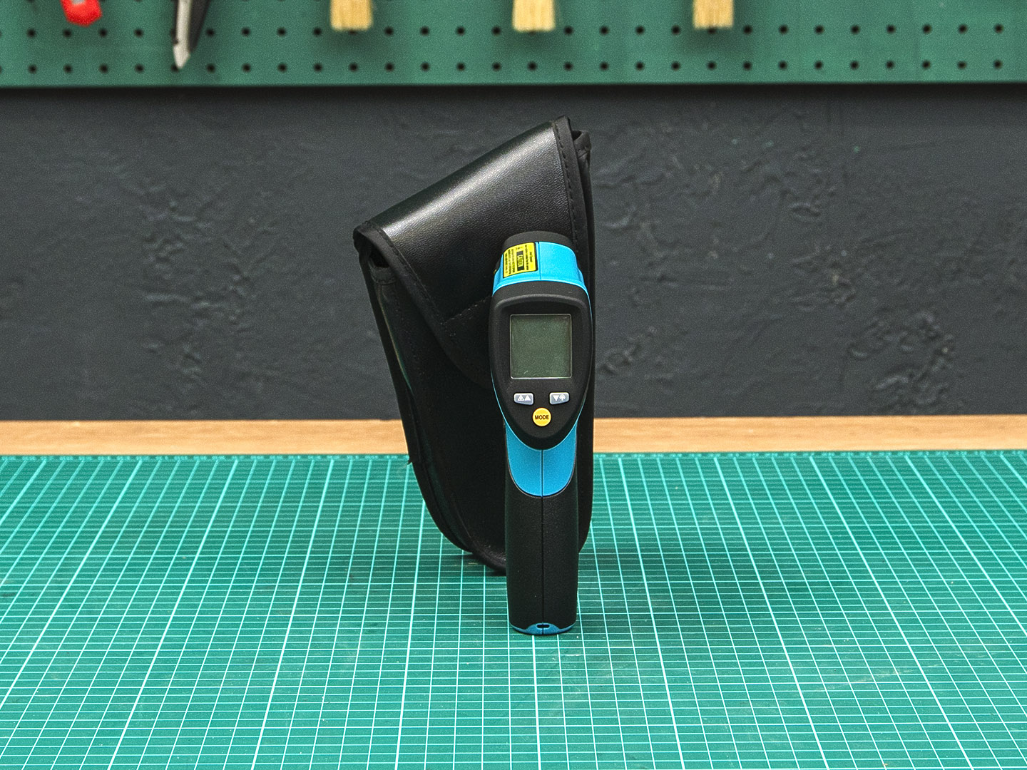 Термометр на инфракрасный Hazet 1991-1  (11-14084)