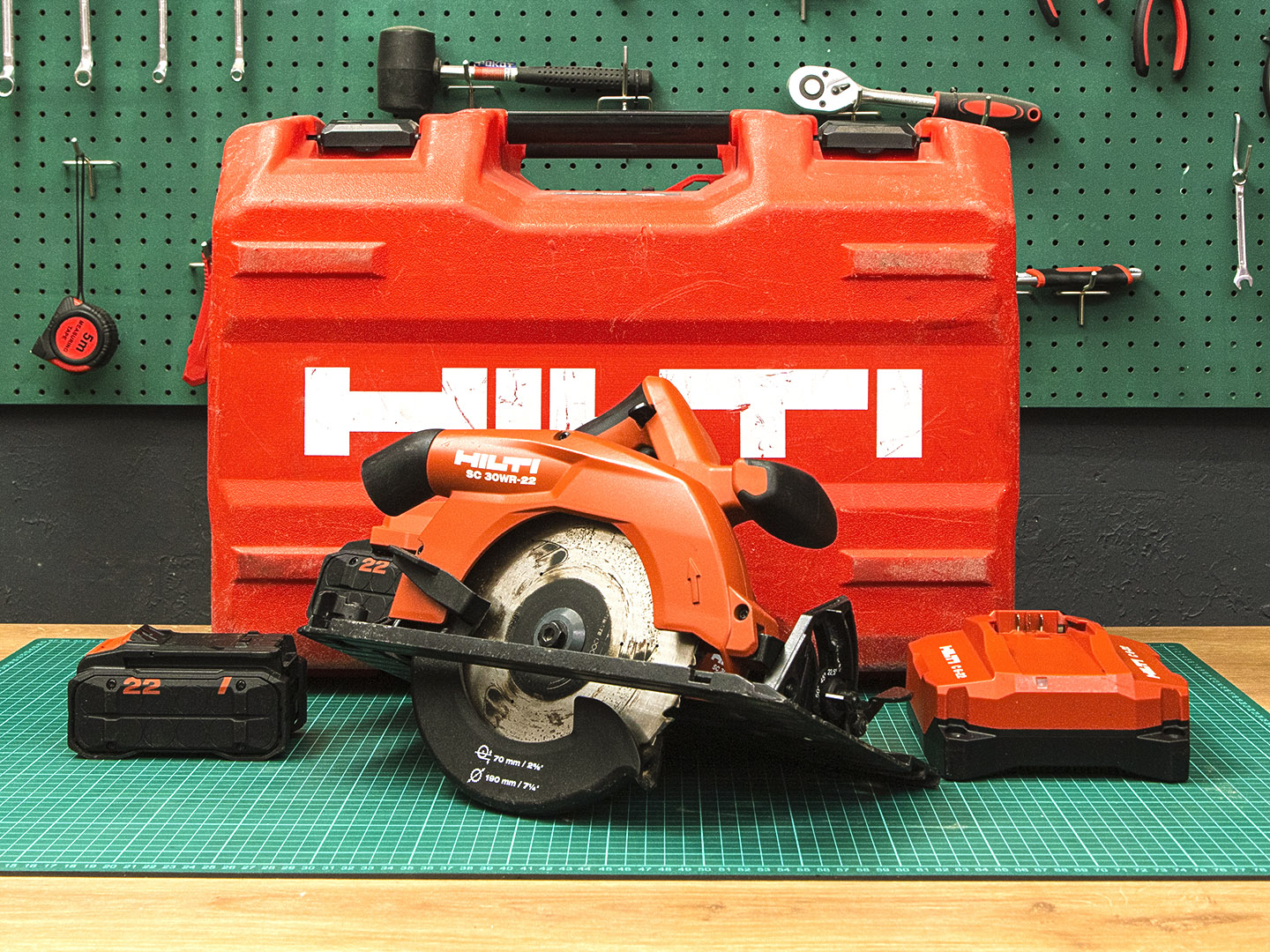 Дисковая пила  Hilti SC 30WR-22  (03-10045)