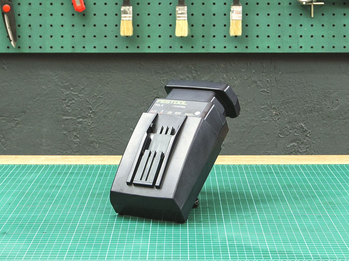 Быстрозарядное устройство Festool TCL 6  (05-03053)