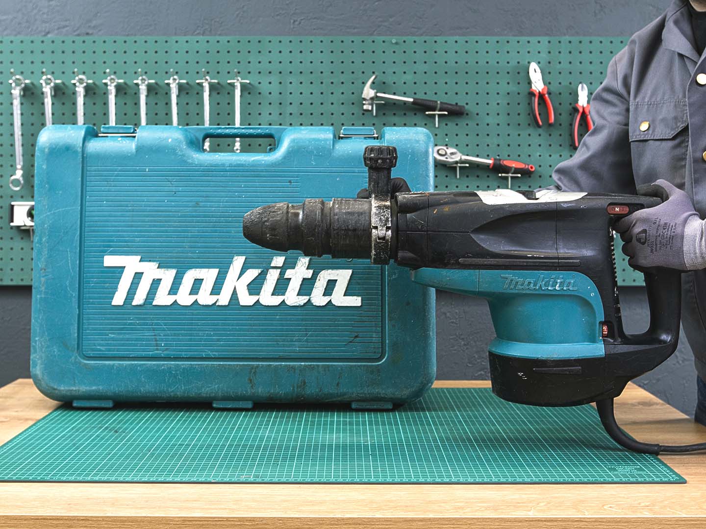 Перфоратор Makita HR 5201 C  (02-07102)