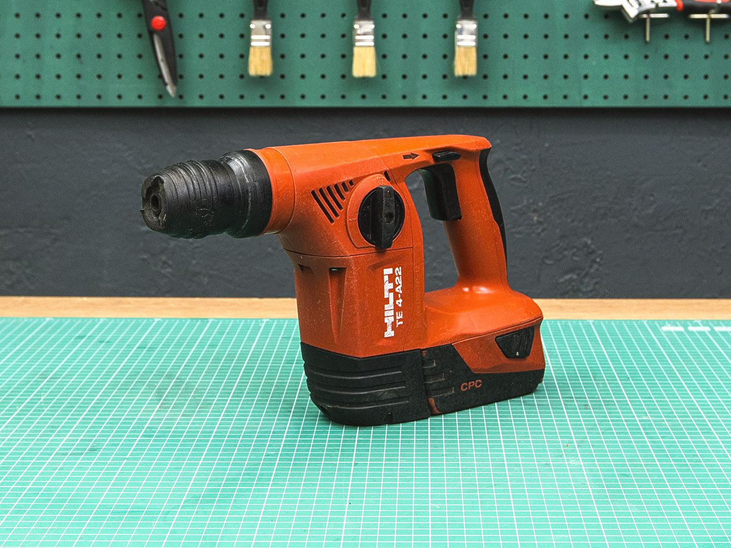 Перфоратор Hilti TE 4-A22  (01-06034)